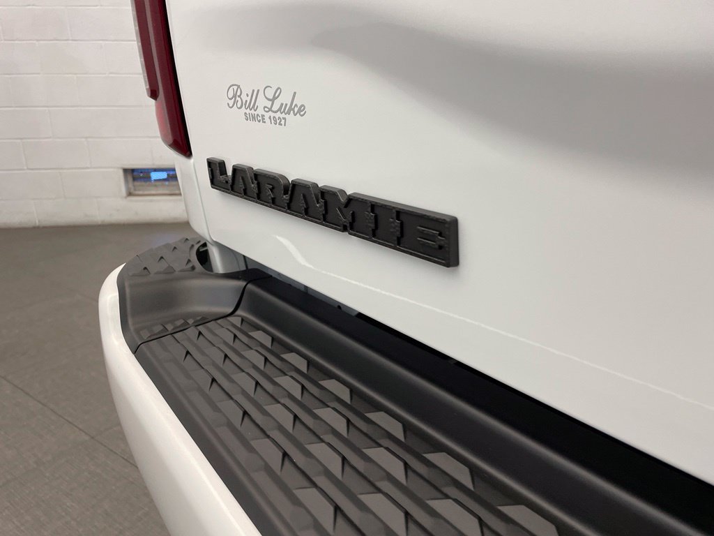 New 2027 RAM 2500 Laramie w/ Night Edition AWD/4WD image 8