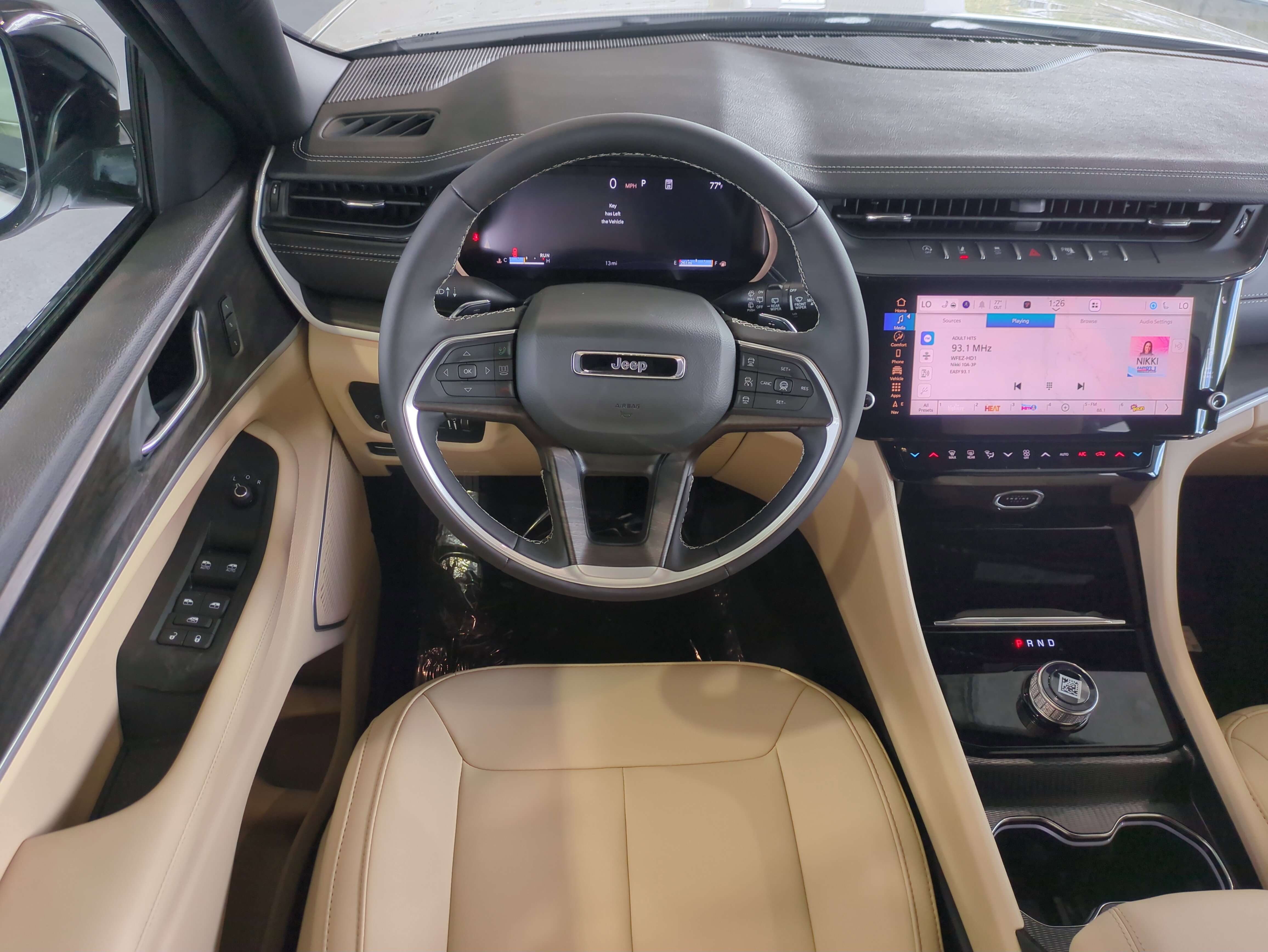 New 2026 Jeep Grand Cherokee L Limited RWD image 17