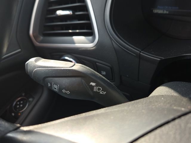 Used 2022 Ford Edge SE AWD/4WD image 39