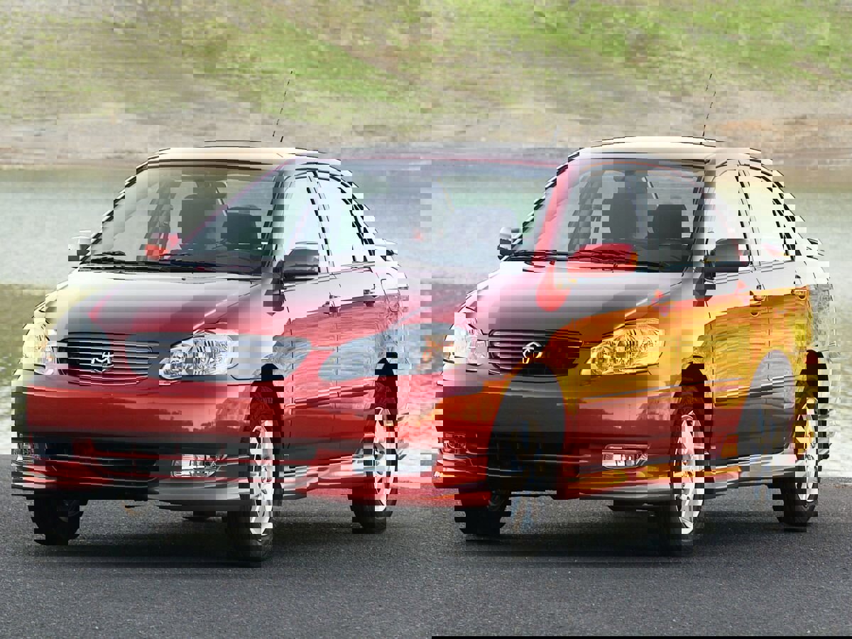 Used 2004 Toyota Corolla CE image 1