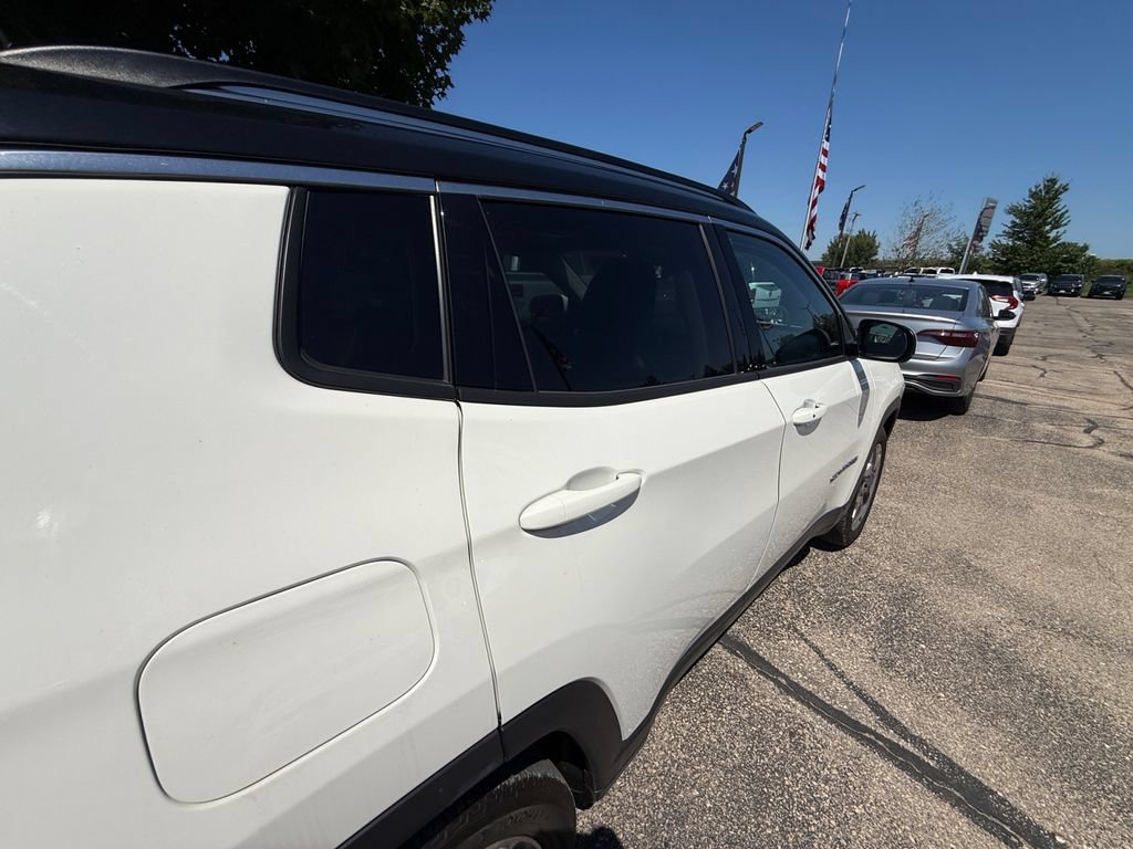 Used 2021 Jeep Compass Limited w/ Sun and Sound Group AWD/4WD image 40