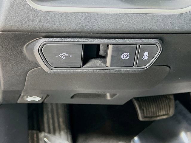 Certified 2025 Kia K4 LX image 10