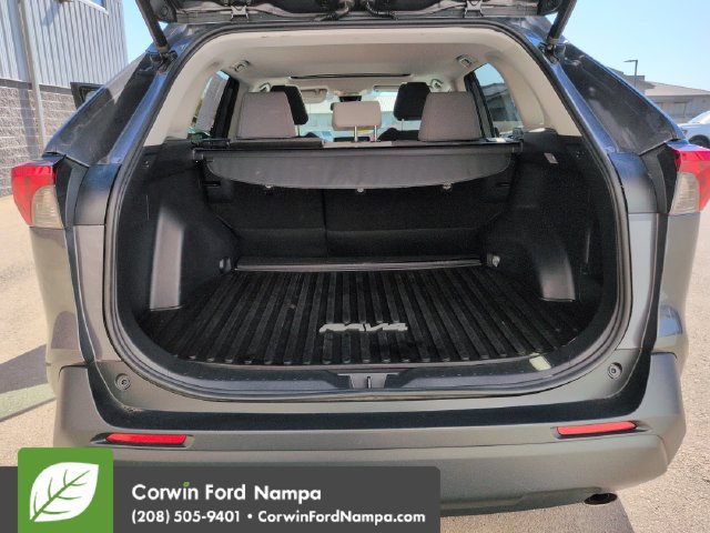Used 2019 Toyota RAV4 XLE w/ Convenience Package AWD/4WD image 29