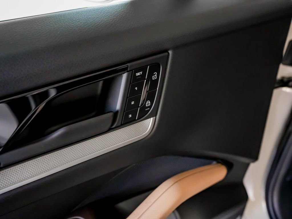 New 2026 Porsche Cayenne AWD/4WD image 13