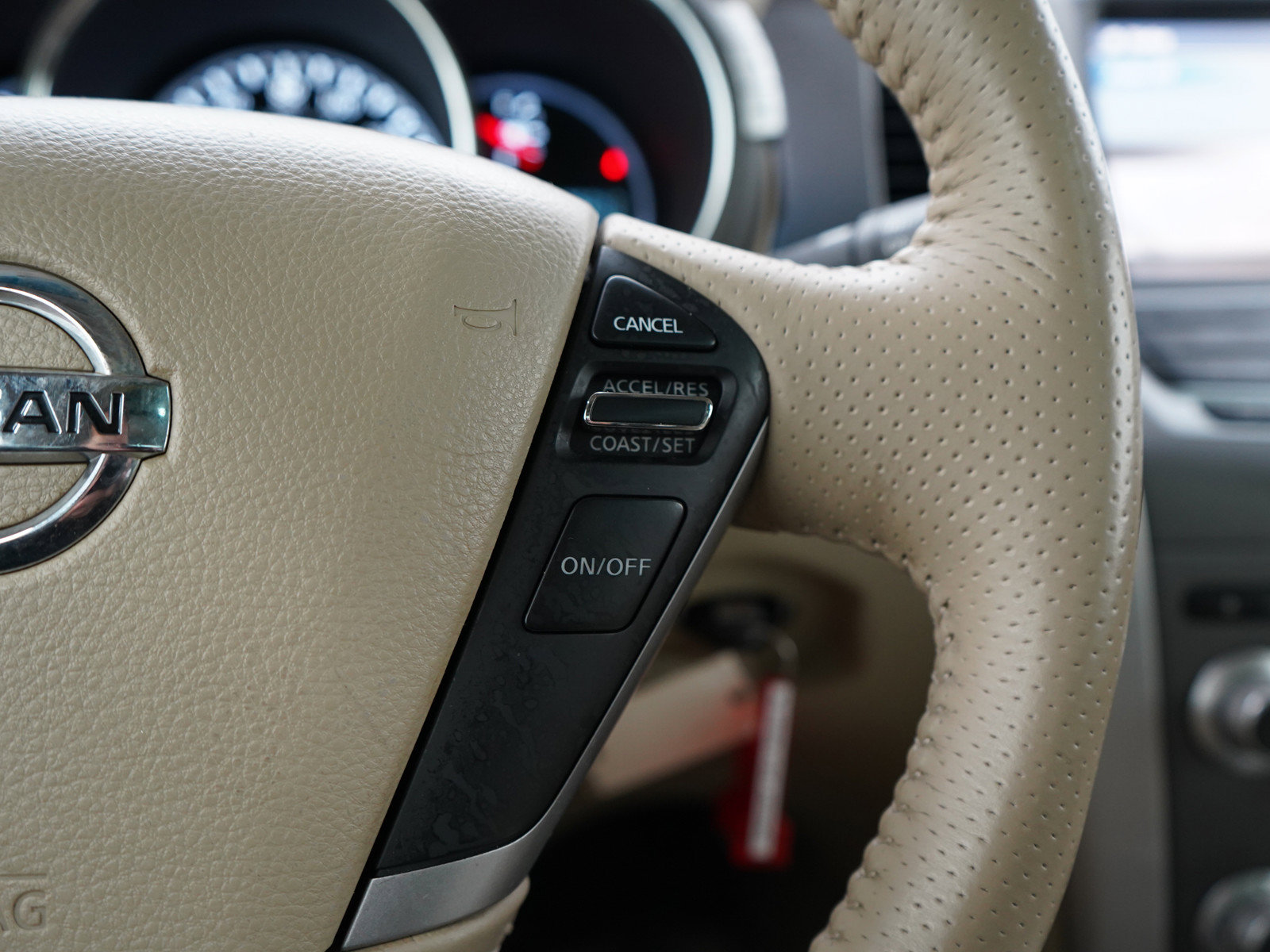 Used 2014 Nissan Murano SL AWD/4WD image 25