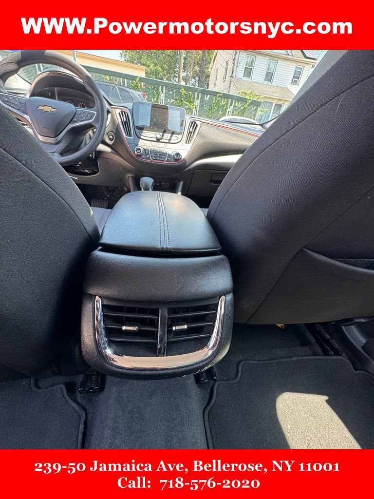 Used 2022 Chevrolet Malibu LT FWD image 23