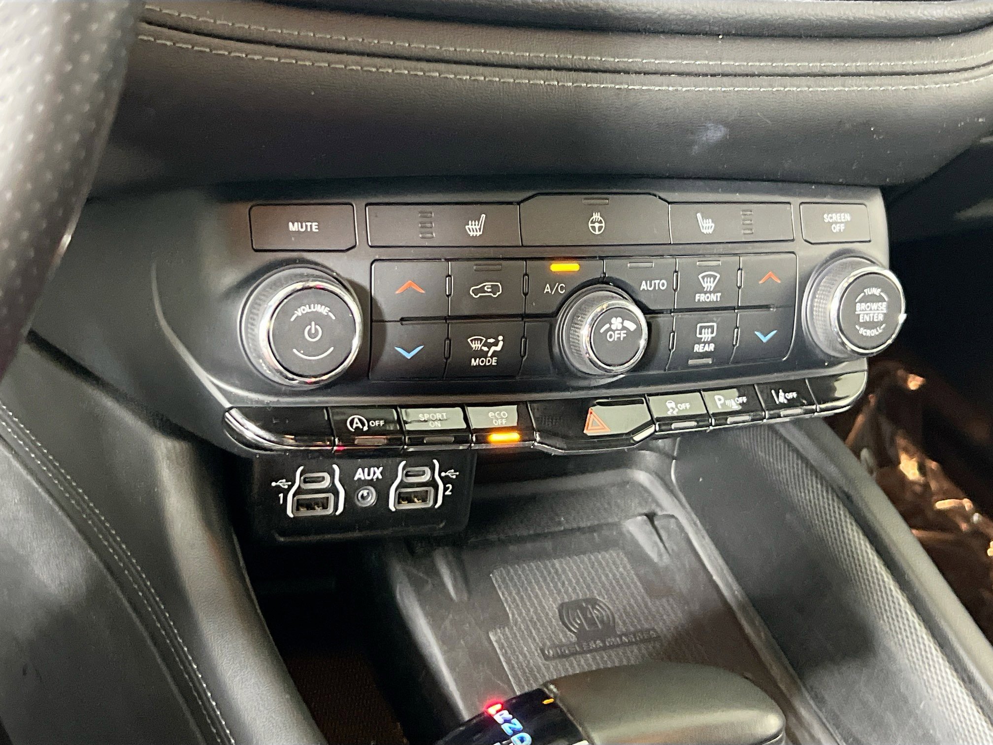 Used 2022 Dodge Durango GT image 15