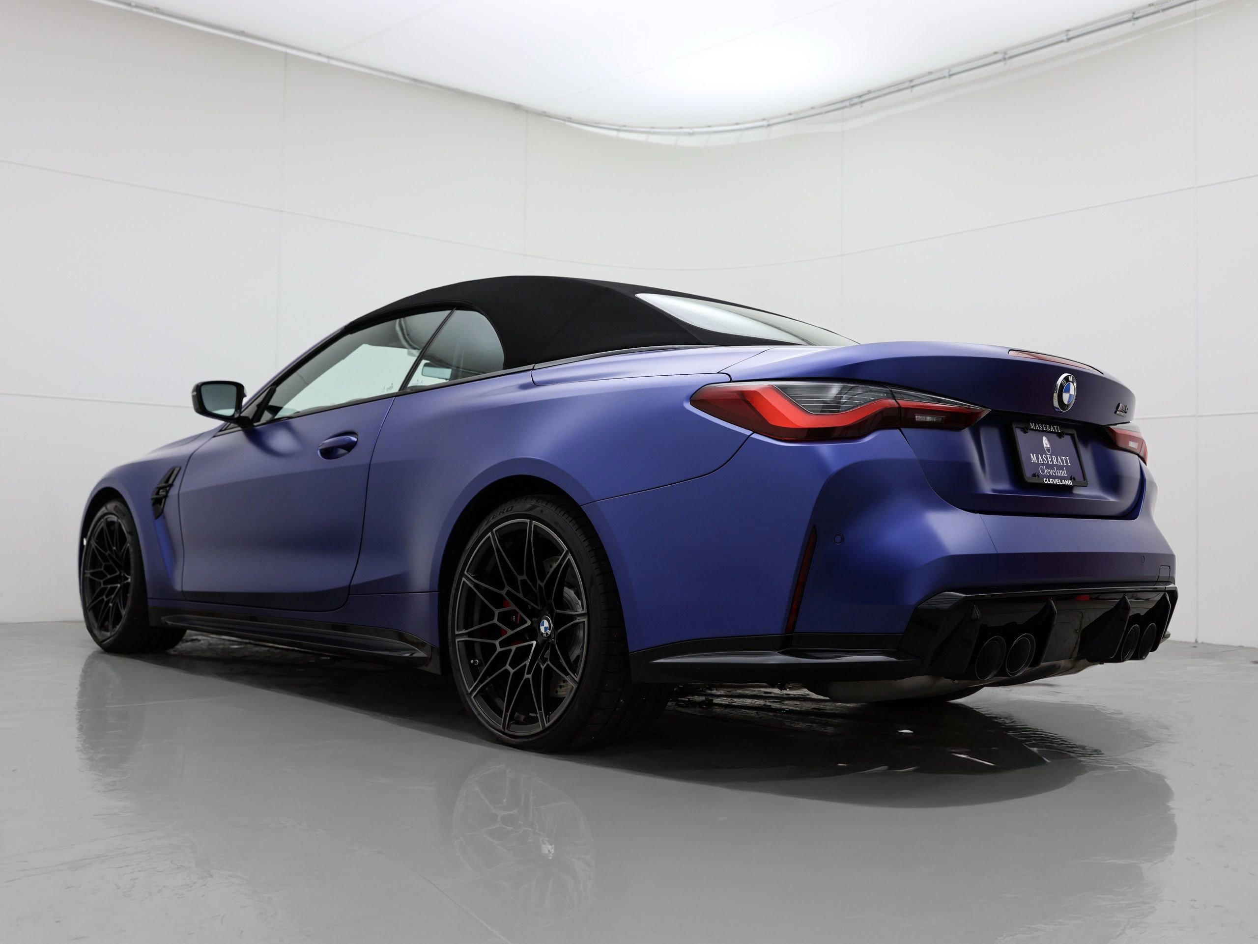 Used 2022 BMW M4 xDrive Competition image 2