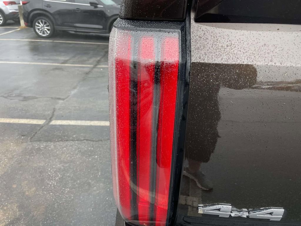 Used 2024 Toyota Tundra Limited image 20