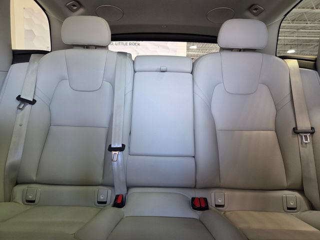 Used 2025 Volvo XC60 B5 Plus w/ Climate Package AWD/4WD image 10