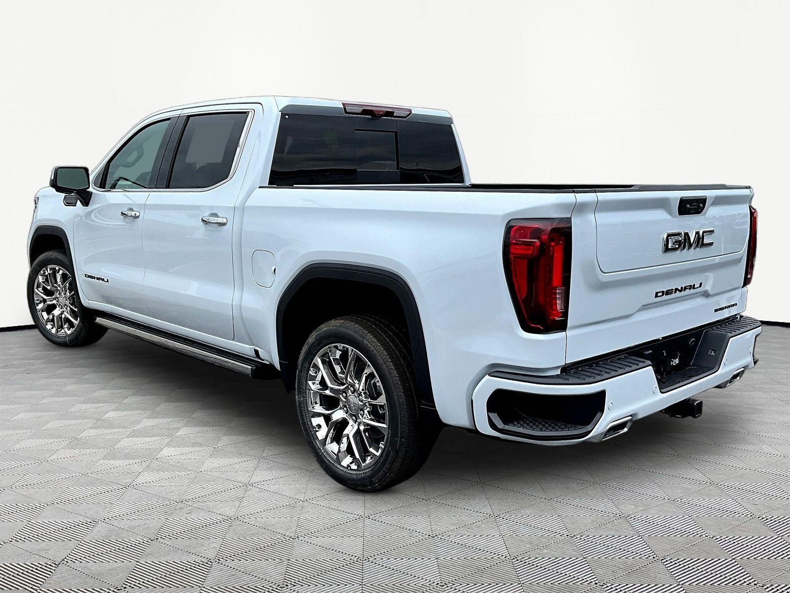 New 2026 GMC Sierra 1500 Denali w/ Denali Reserve Package AWD/4WD image 4