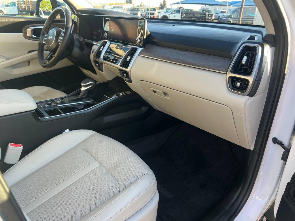 Used 2023 Kia Sorento EX w/ Panoramic Sunroof Package FWD image 35