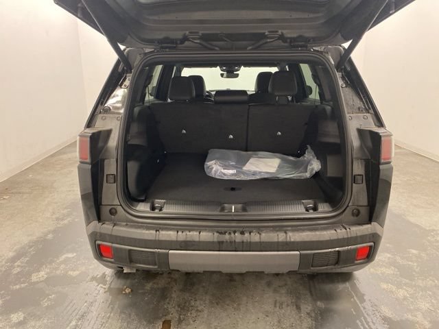 Used 2026 Jeep Cherokee Limited AWD/4WD image 27