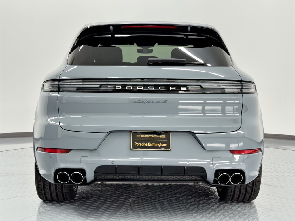 Certified 2025 Porsche Cayenne S AWD/4WD image 11