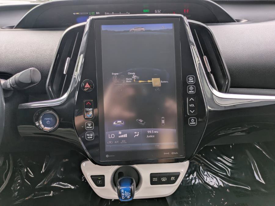 Used 2018 Toyota Prius Prime Premium w/ Carpet Mat Package FWD image 7