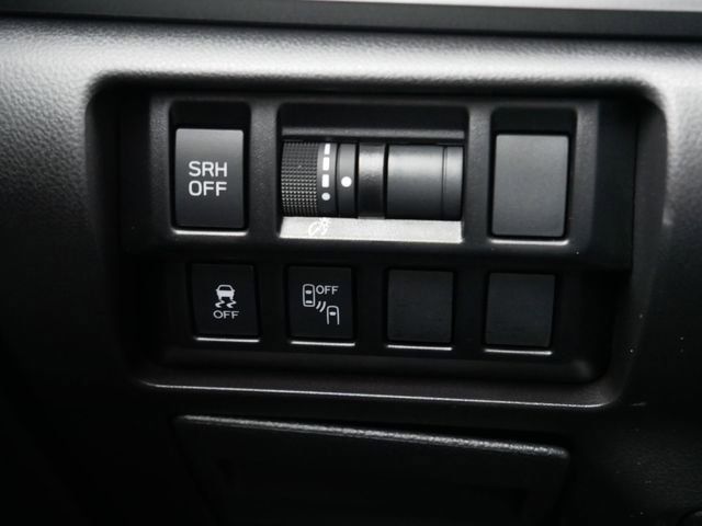 Used 2023 Subaru Impreza 2.0i Limited w/ Popular Package #2 AWD/4WD image 17