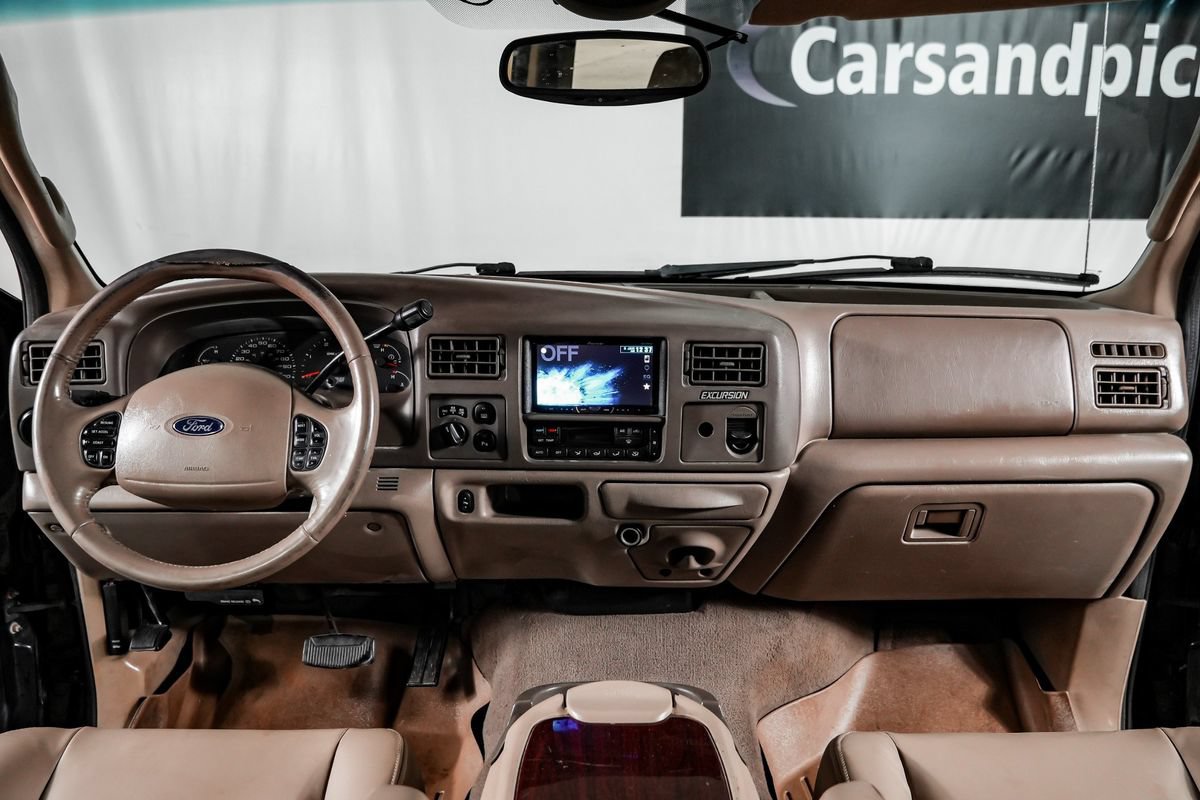 Used 2004 Ford Excursion Limited AWD/4WD image 14