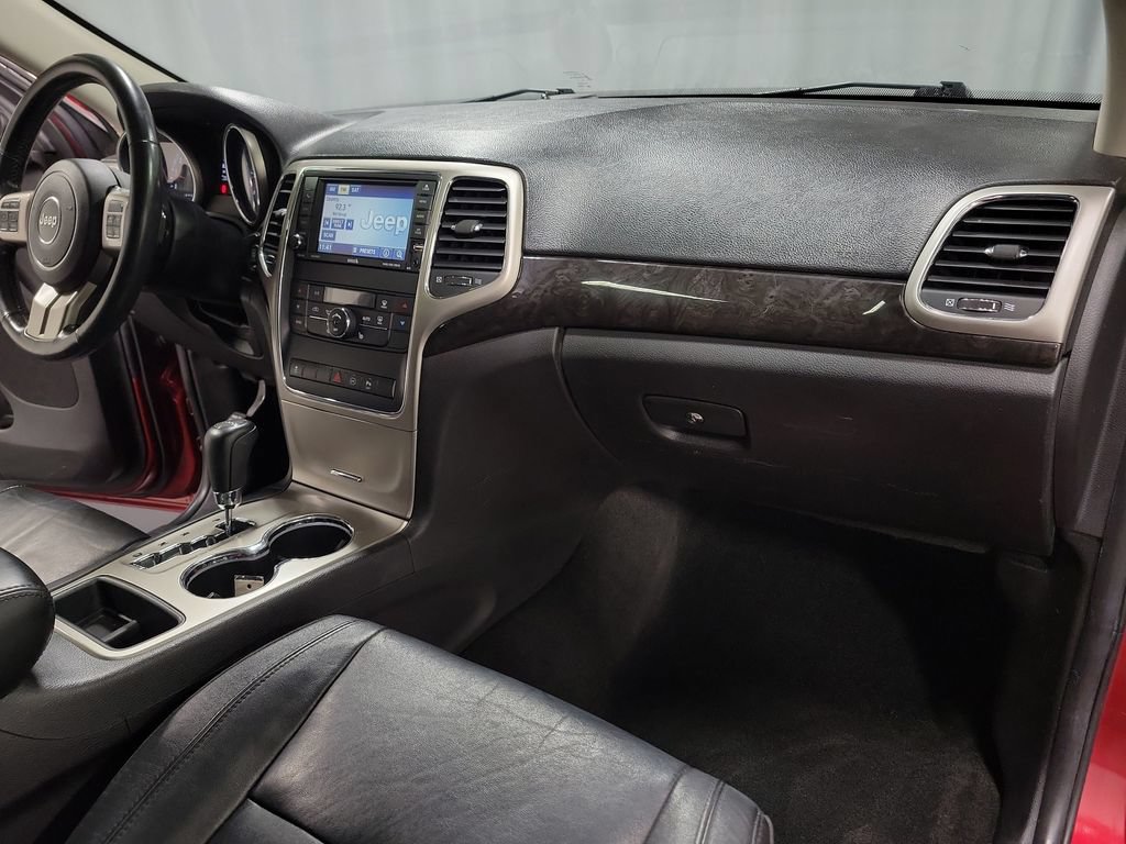 Used 2012 Jeep Grand Cherokee Laredo AWD/4WD image 34