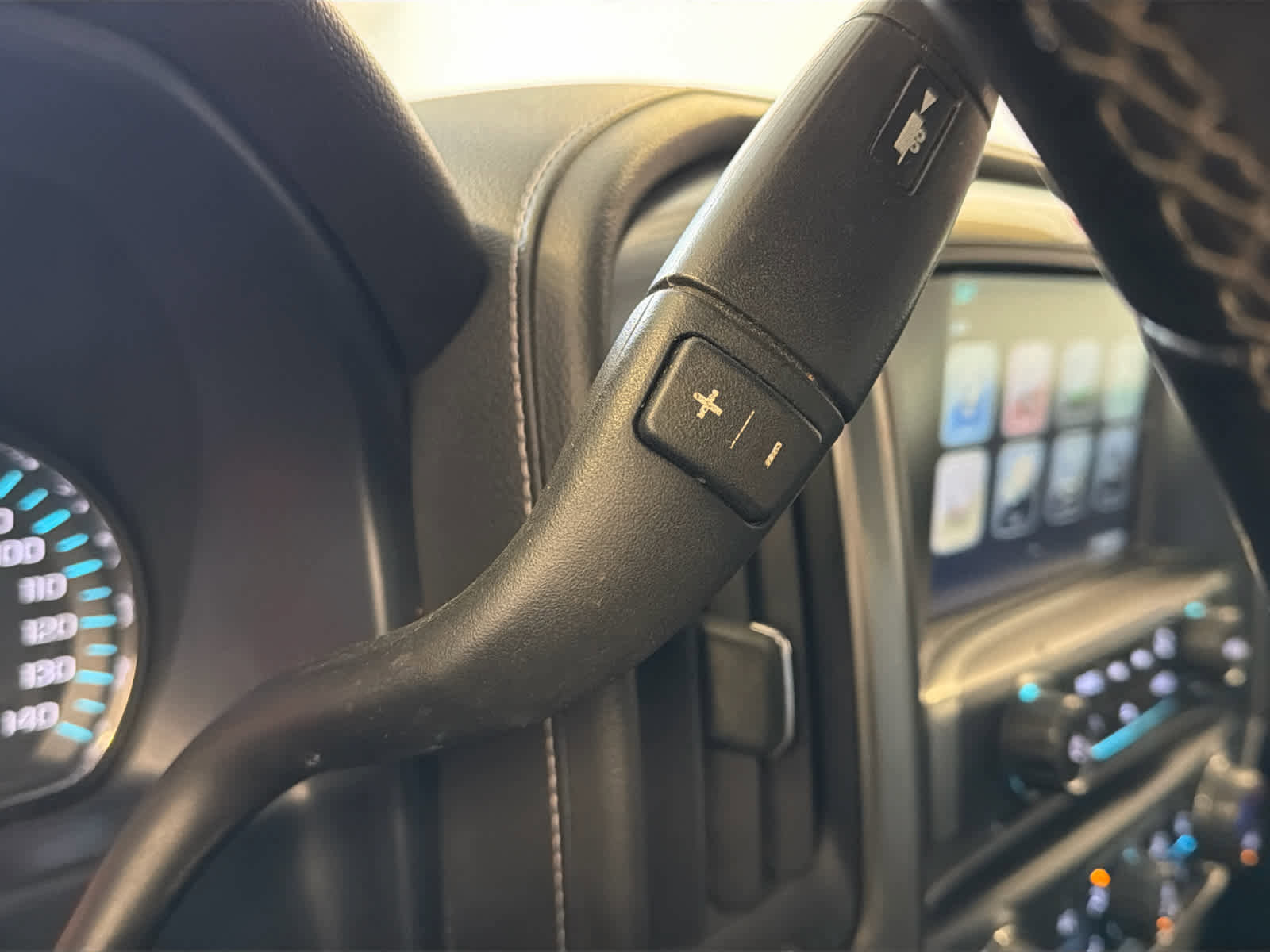 Used 2019 Chevrolet Silverado 2500 LTZ AWD/4WD image 39