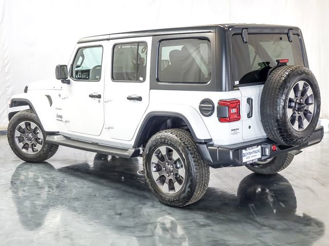 Used 2018 Jeep Wrangler Unlimited Sahara w/ LED Lighting Group AWD/4WD image 9