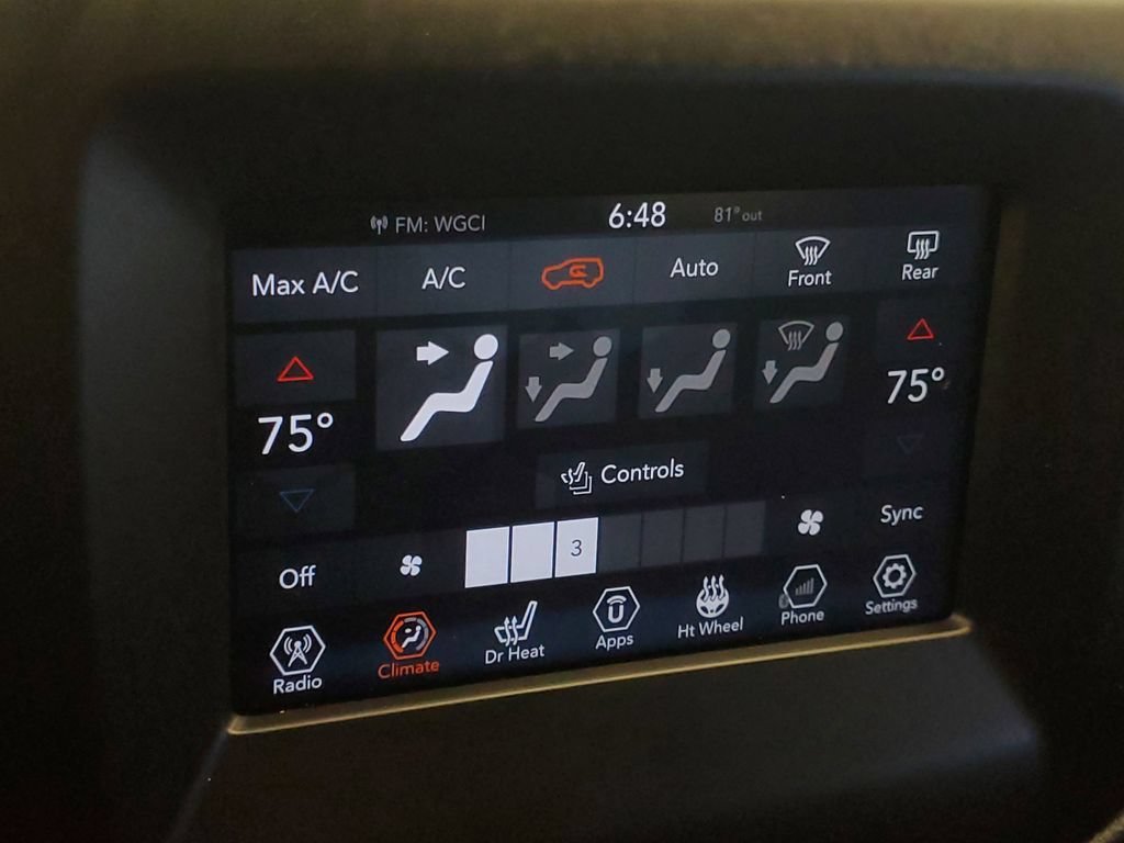 Used 2017 Jeep Compass Latitude w/ Popular Equipment Group AWD/4WD image 20