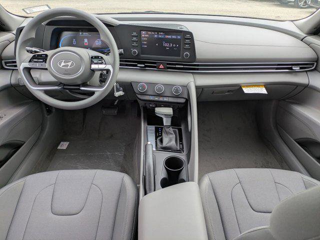 New 2026 Hyundai Elantra SE image 9