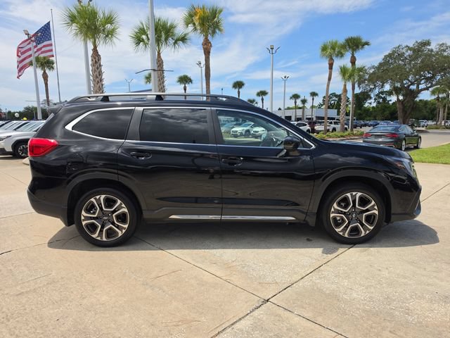 Used 2024 Subaru Ascent Limited w/ Technology Package AWD/4WD image 2