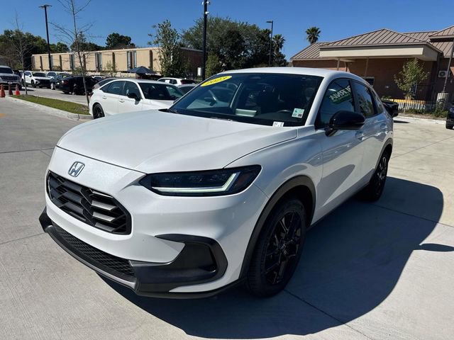 Used 2023 Honda HR-V Sport image 3