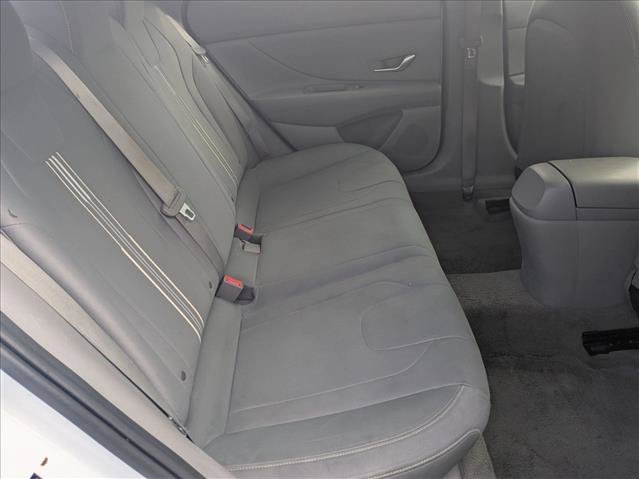 Used 2021 Hyundai Elantra SEL FWD image 18