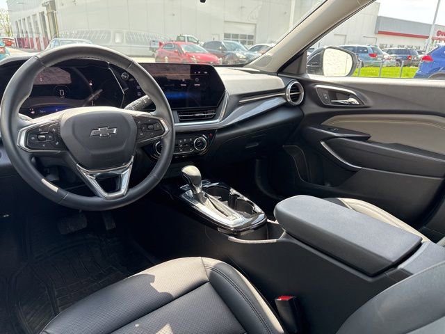 Used 2024 Chevrolet Trax ACTIV w/ Driver Confidence Package FWD image 10