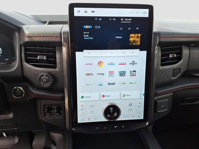 Used 2023 Ford Expedition Limited image 22