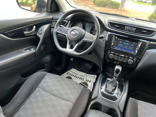 Used 2020 Nissan Rogue Sport SV FWD image 27