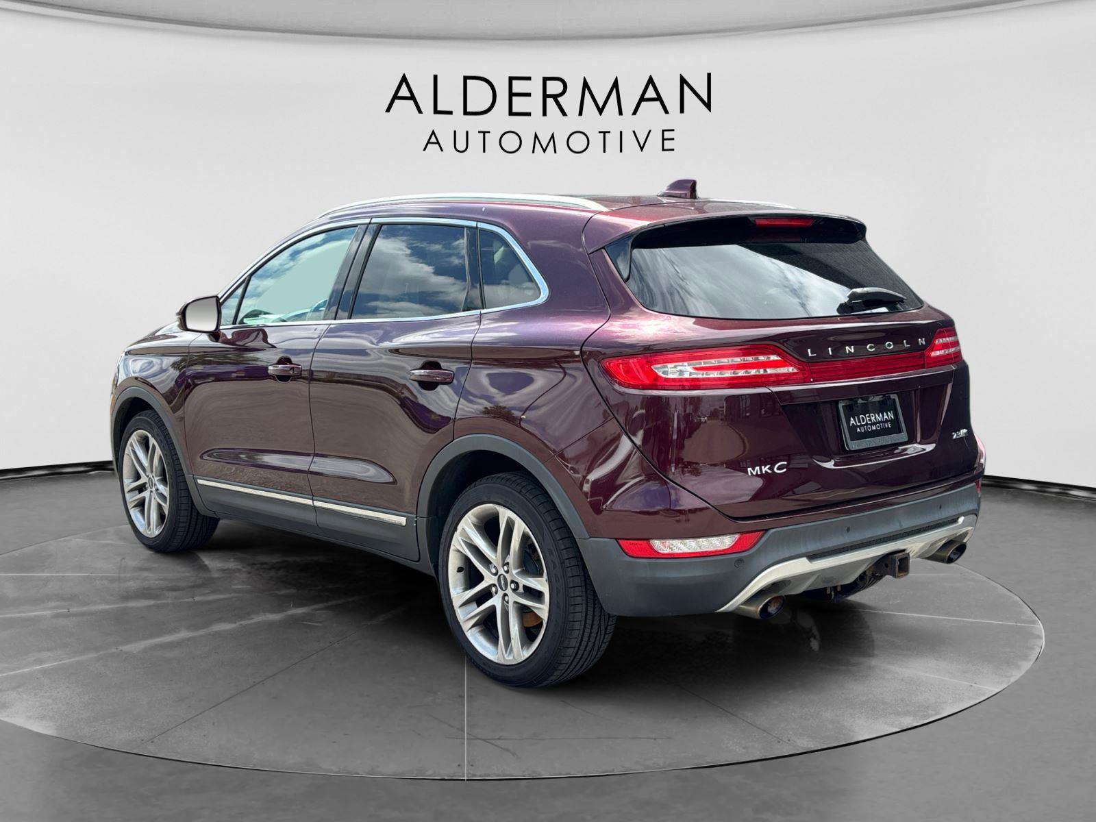 Used 2016 Lincoln MKC Reserve w/ Lincoln MKC Climate Package AWD/4WD image 3