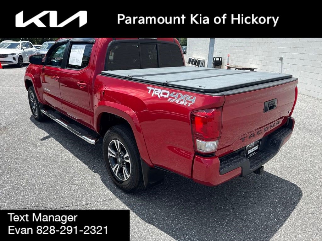 Used 2016 Toyota Tacoma TRD Sport w/ Towing Package AWD/4WD image 5
