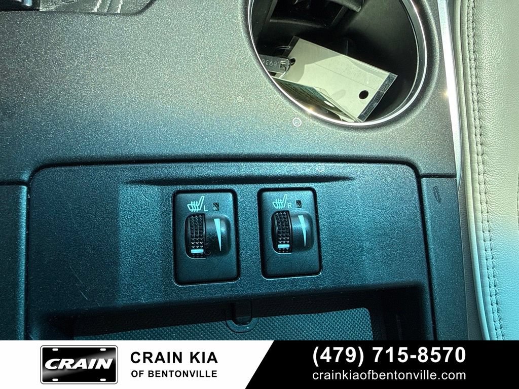 Used 2015 Toyota Camry XLE FWD image 20