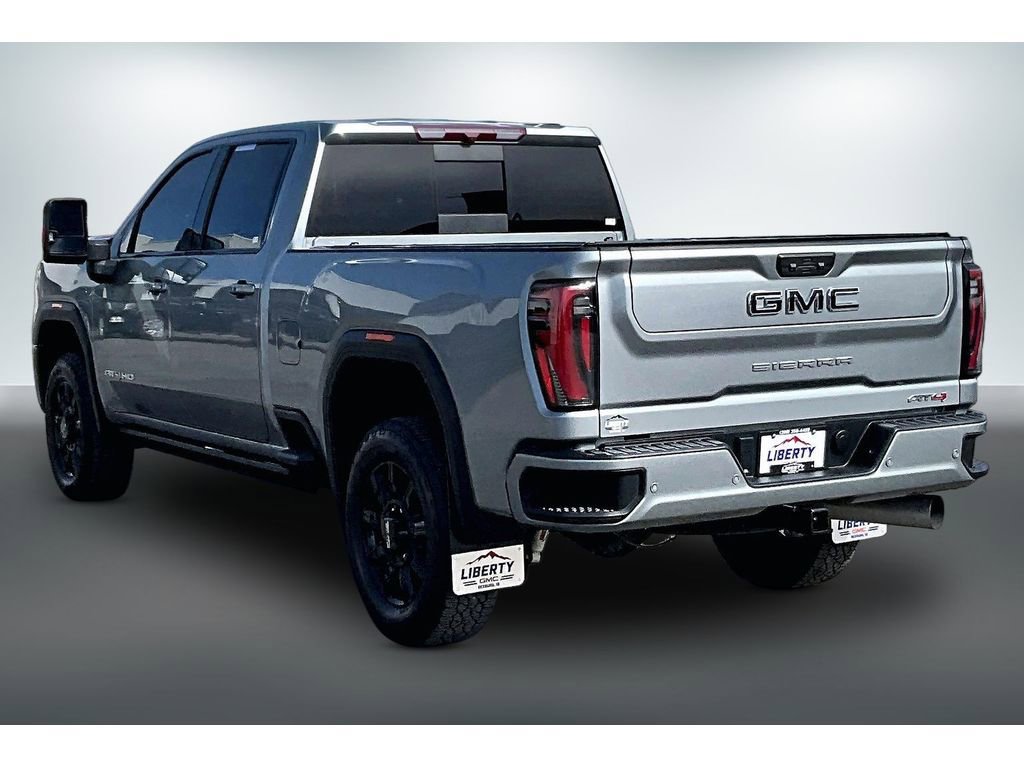 Used 2024 GMC Sierra 2500 AT4 w/ Max Trailering Package AWD/4WD image 4
