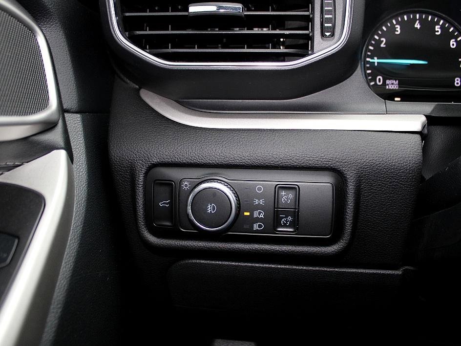 Used 2023 Ford Explorer XLT w/ Equipment Group 202A image 21