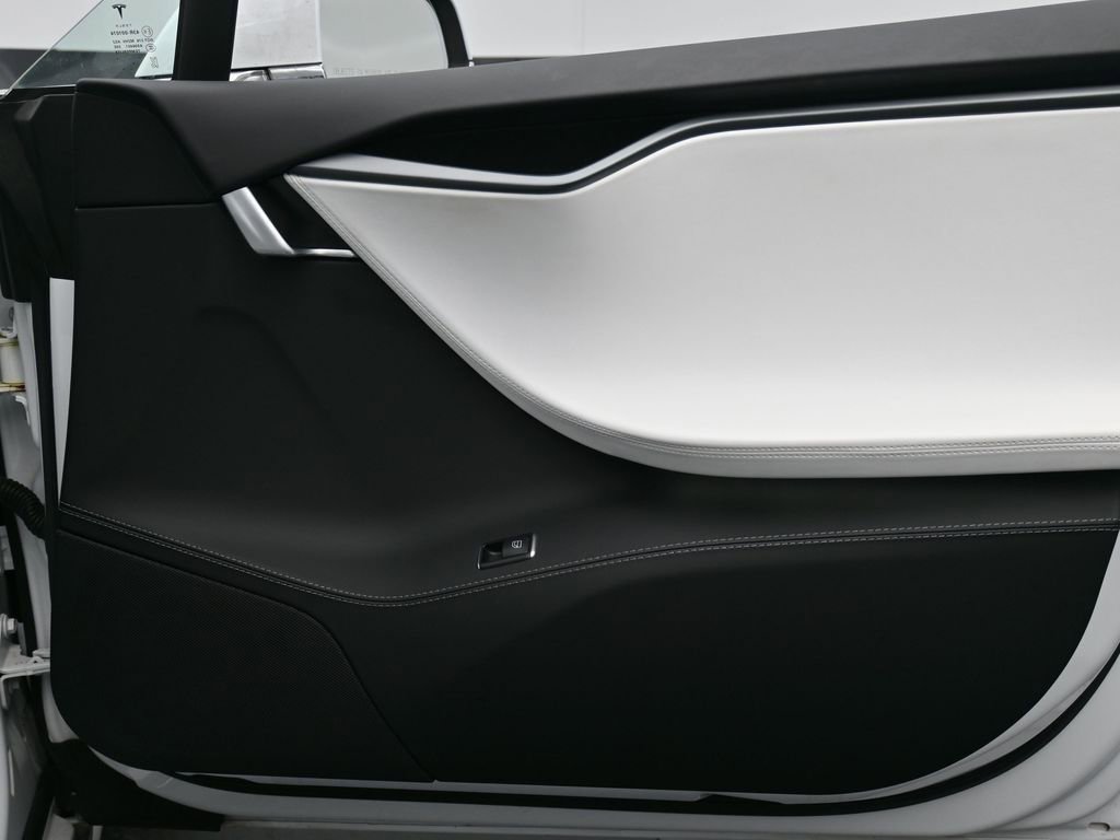 Used 2020 Tesla Model S Long Range image 23