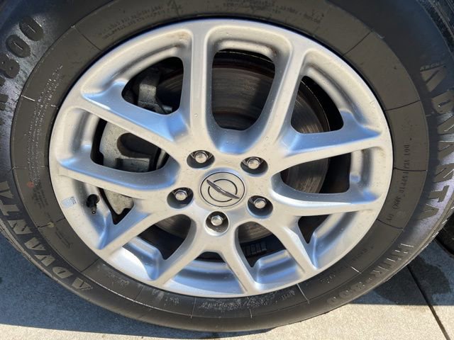 Certified 2023 Chrysler Pacifica Touring-L image 9