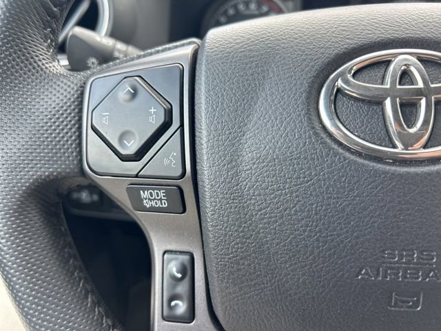 Used 2022 Toyota Tacoma TRD Sport w/ Technology Package AWD/4WD image 18