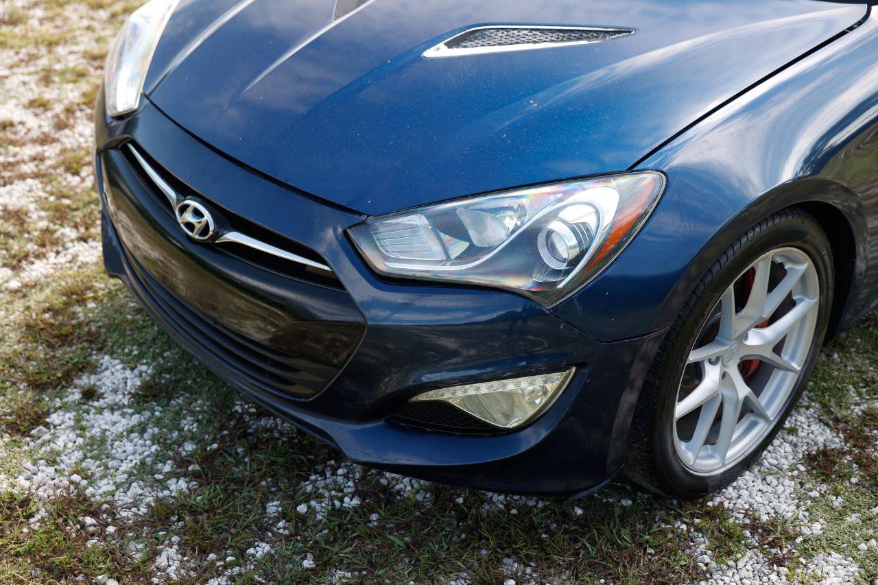 Used 2016 Hyundai Genesis Coupe 3.8 RWD image 20