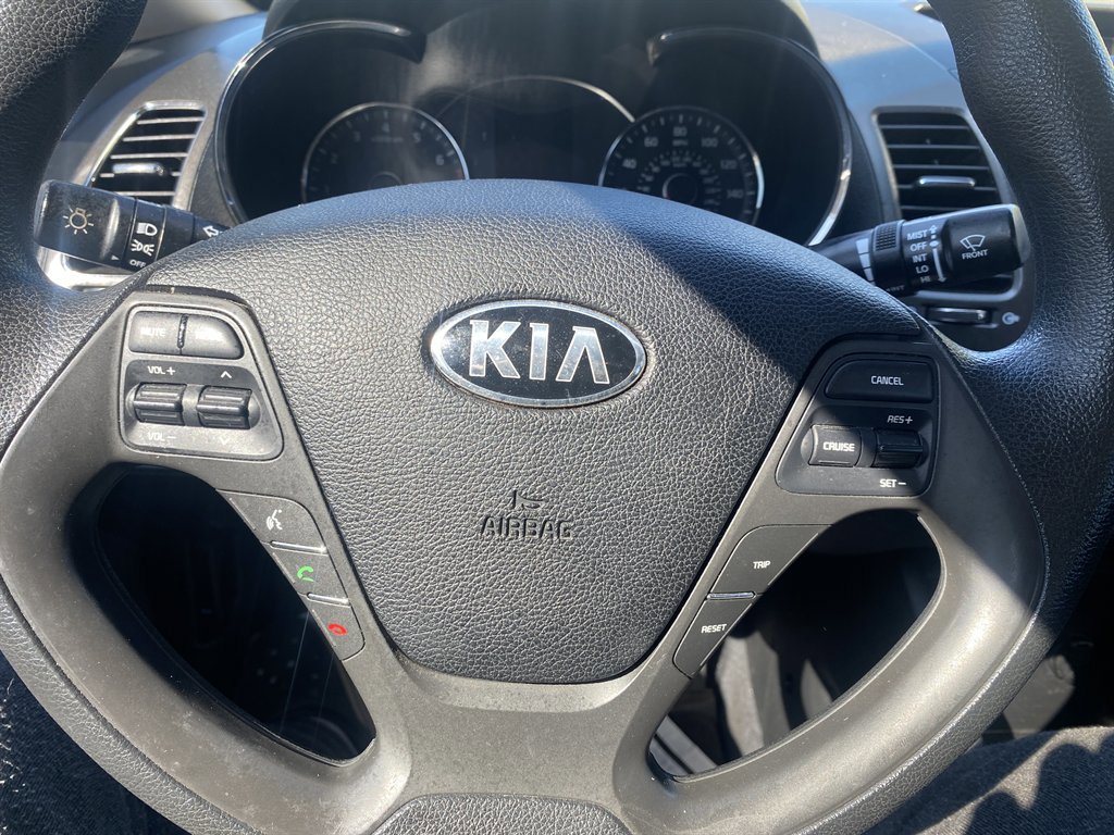 Used 2018 Kia Forte LX image 18