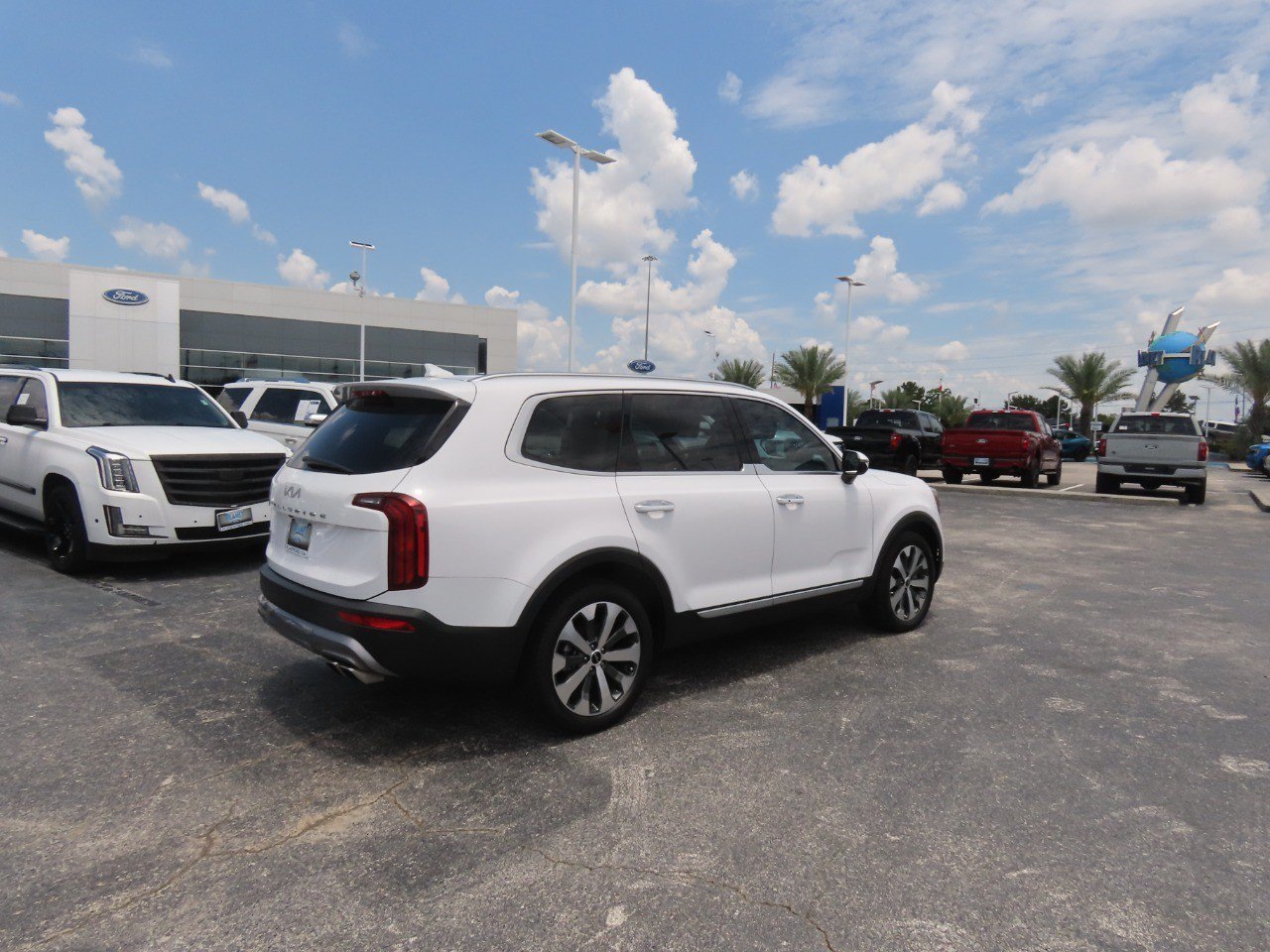 Used 2022 Kia Telluride S AWD/4WD image 11