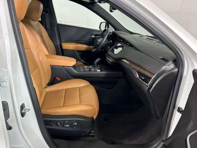 Used 2023 Cadillac XT4 Premium Luxury FWD image 28