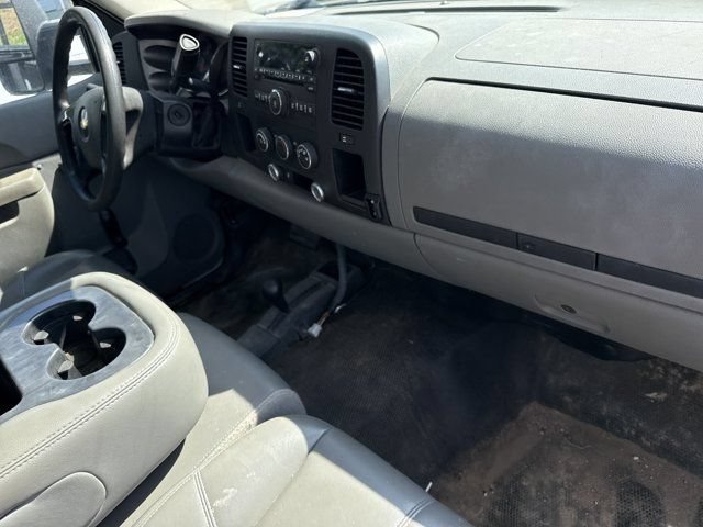 Used 2011 Chevrolet Silverado 2500 W/T AWD/4WD image 8
