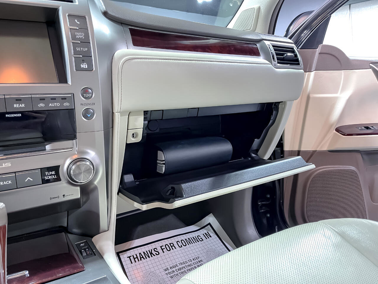 Used 2017 Lexus GX 460 image 31