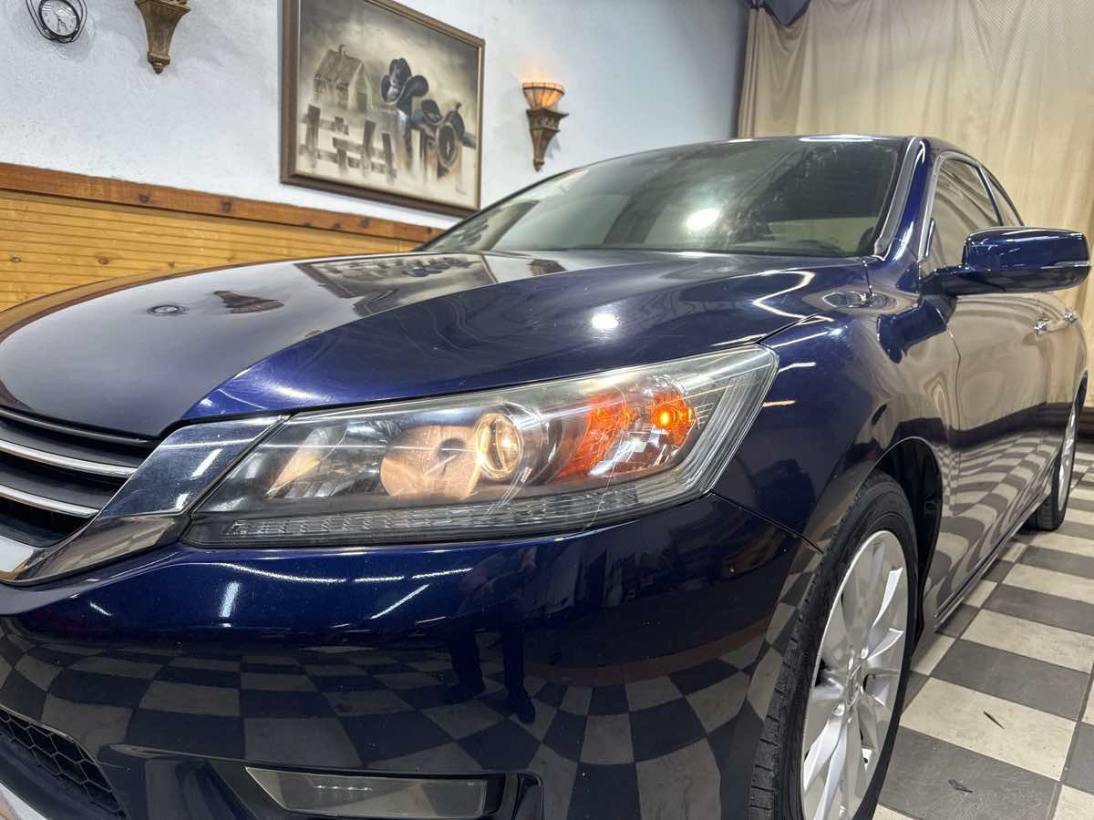 Used 2015 Honda Accord EX-L image 8