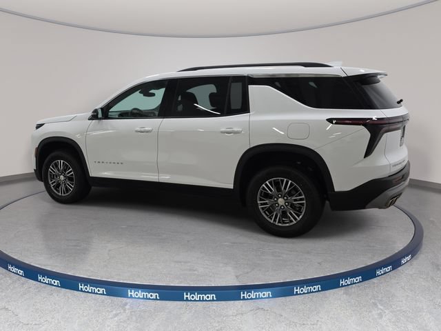 Used 2025 Chevrolet Traverse LT AWD/4WD image 8