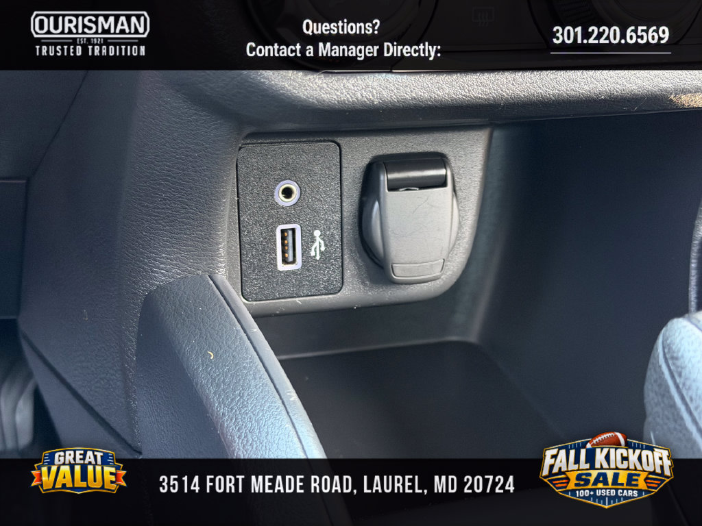 Used 2025 Nissan Versa S w/ Trunk Package FWD image 29