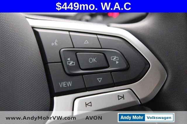 Used 2025 Volkswagen Tiguan SE AWD/4WD image 30